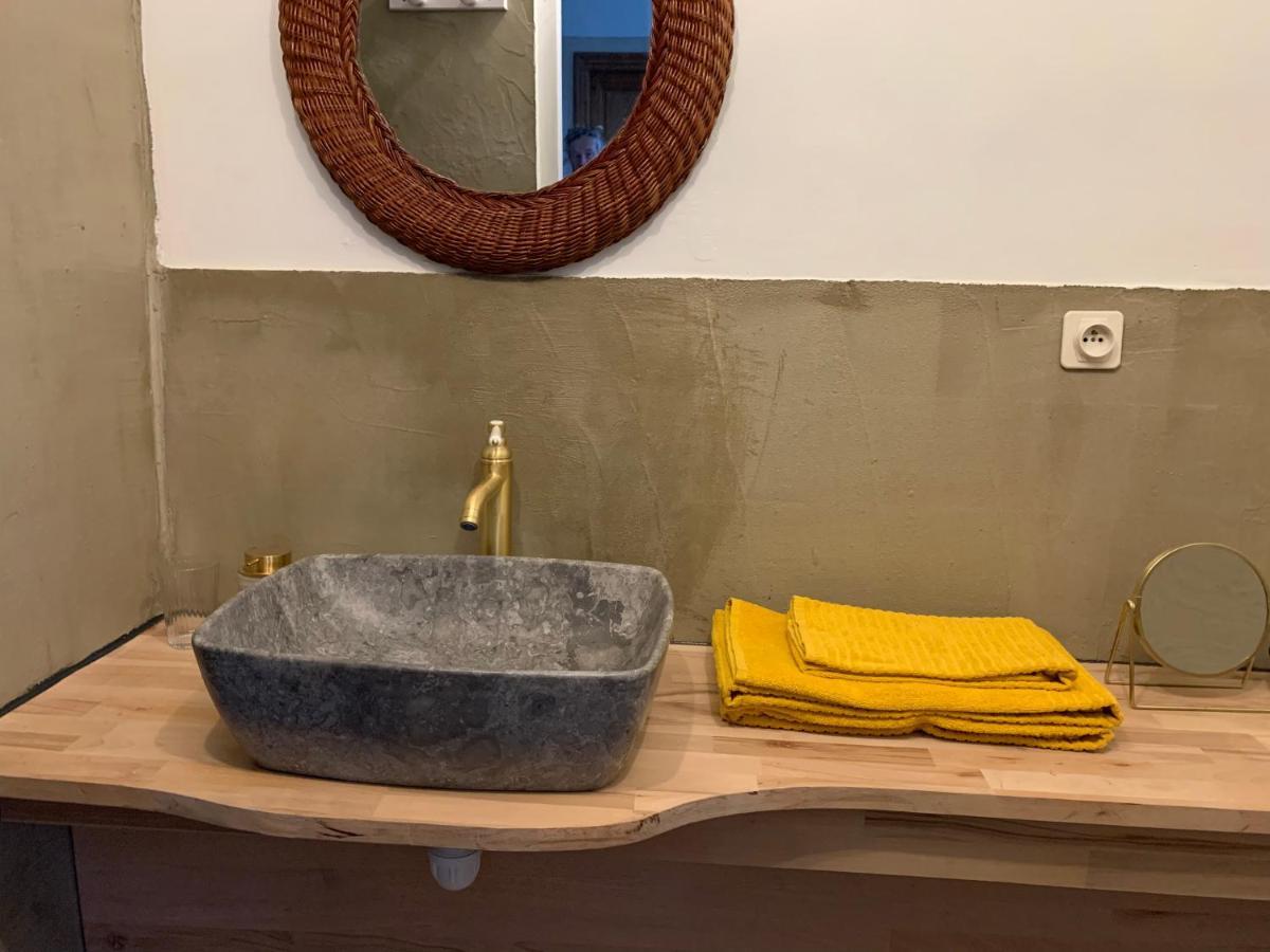 Chambres Et Table D'Hotes Au Brabo Mormoiron エクステリア 写真