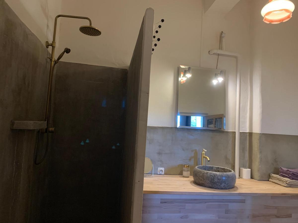 Chambres Et Table D'Hotes Au Brabo Mormoiron エクステリア 写真