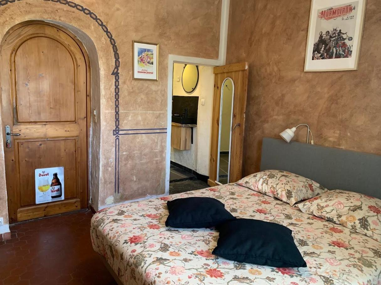 Chambres Et Table D'Hotes Au Brabo Mormoiron エクステリア 写真